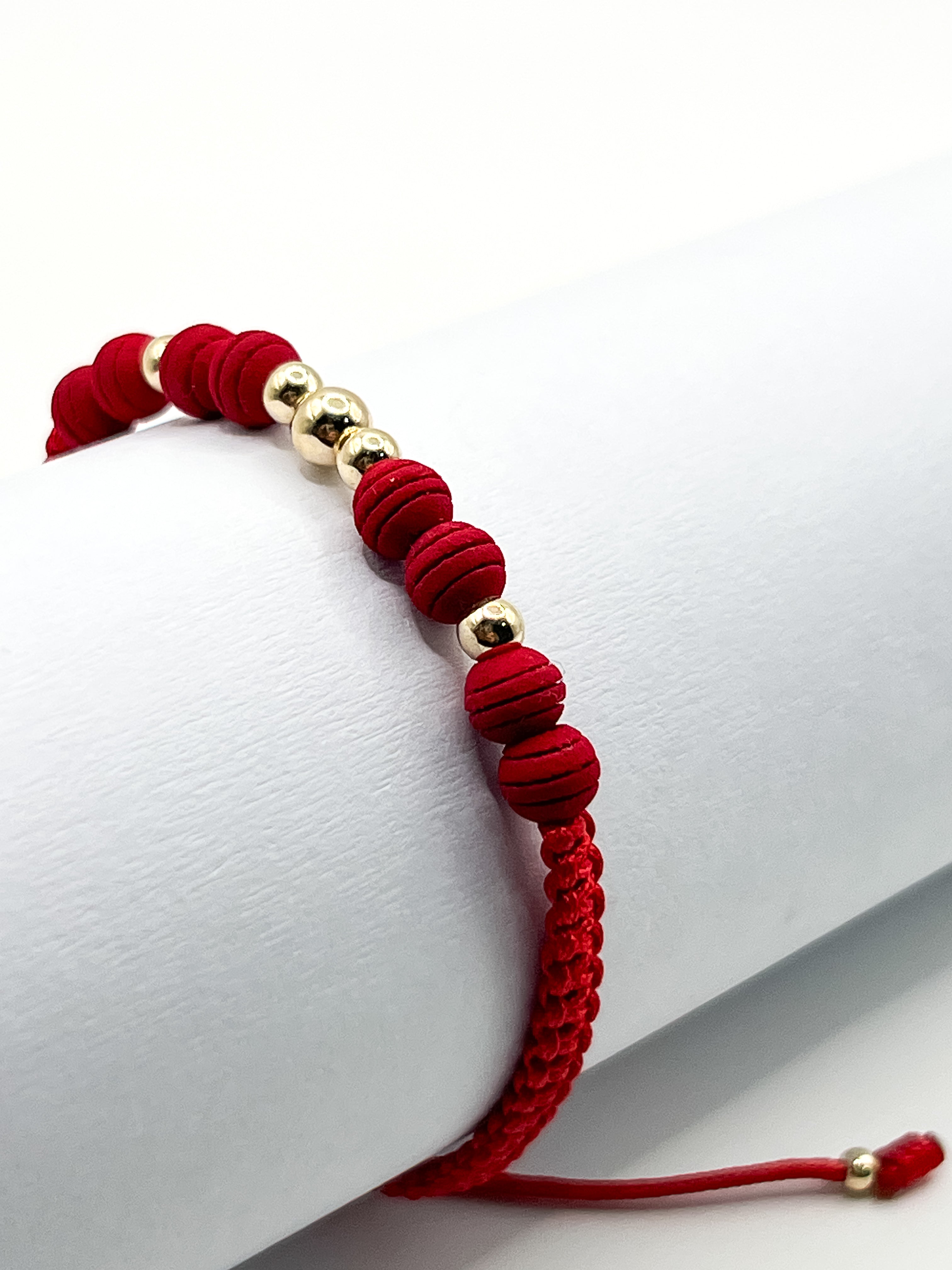 Pulsera Tejida Roja con Balines 3mm