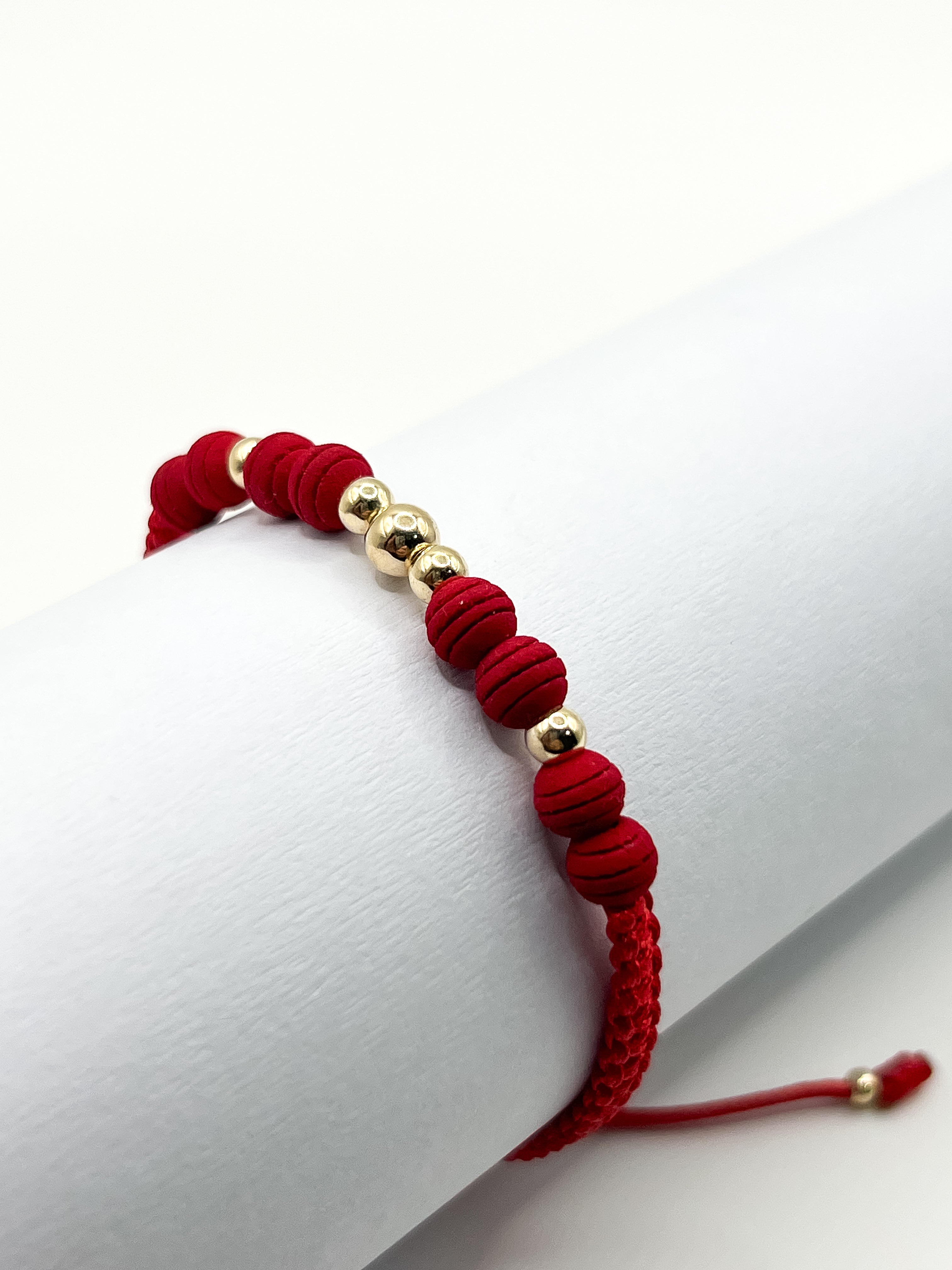 Pulsera Tejida Roja con Balines 3mm